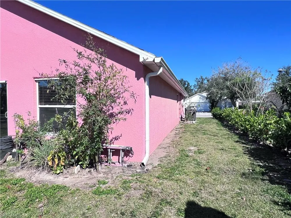 1187 Bush Street E Immokalee, FL 34142