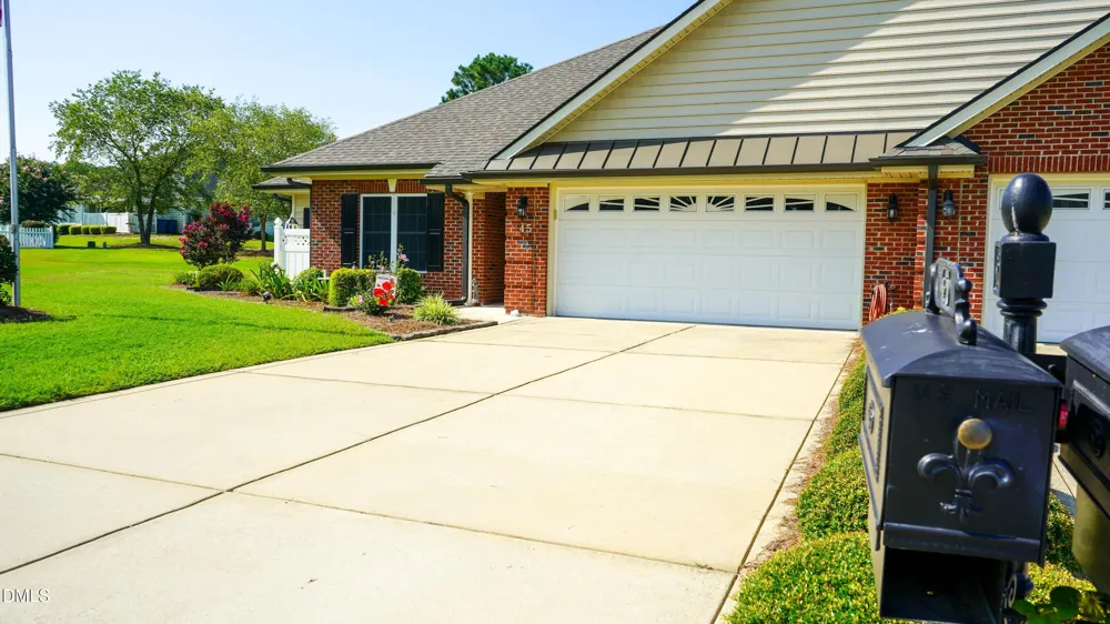 45 Glenfield Drive Dunn, NC 28334