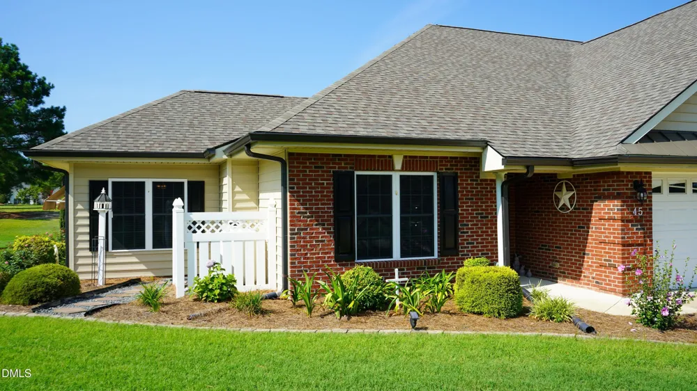45 Glenfield Drive Dunn, NC 28334