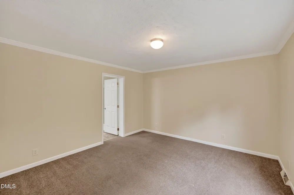 126 Hunter Road Henderson, NC 27537