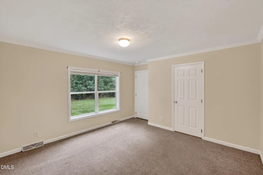 126 Hunter Road Henderson, NC 27537