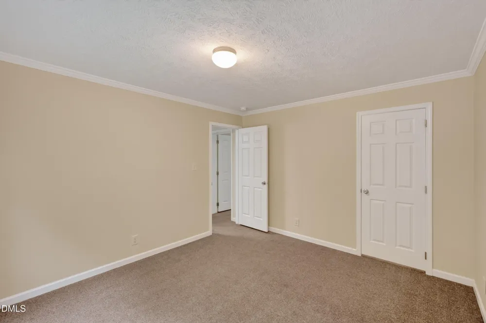 126 Hunter Road Henderson, NC 27537