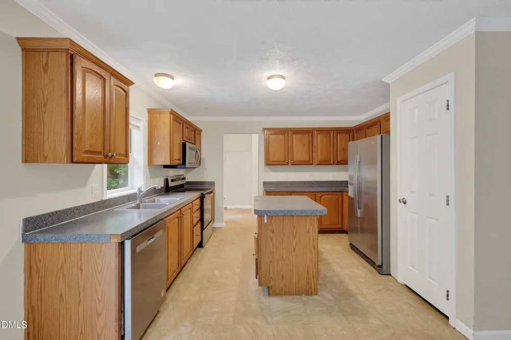 126 Hunter Road Henderson, NC 27537