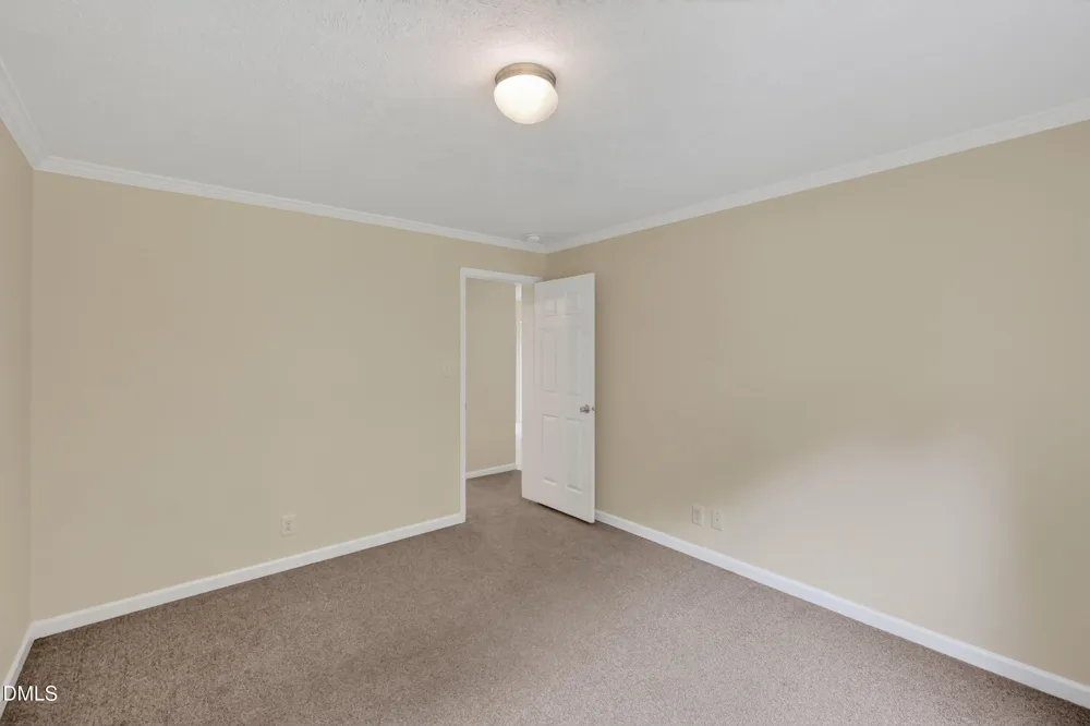 126 Hunter Road Henderson, NC 27537