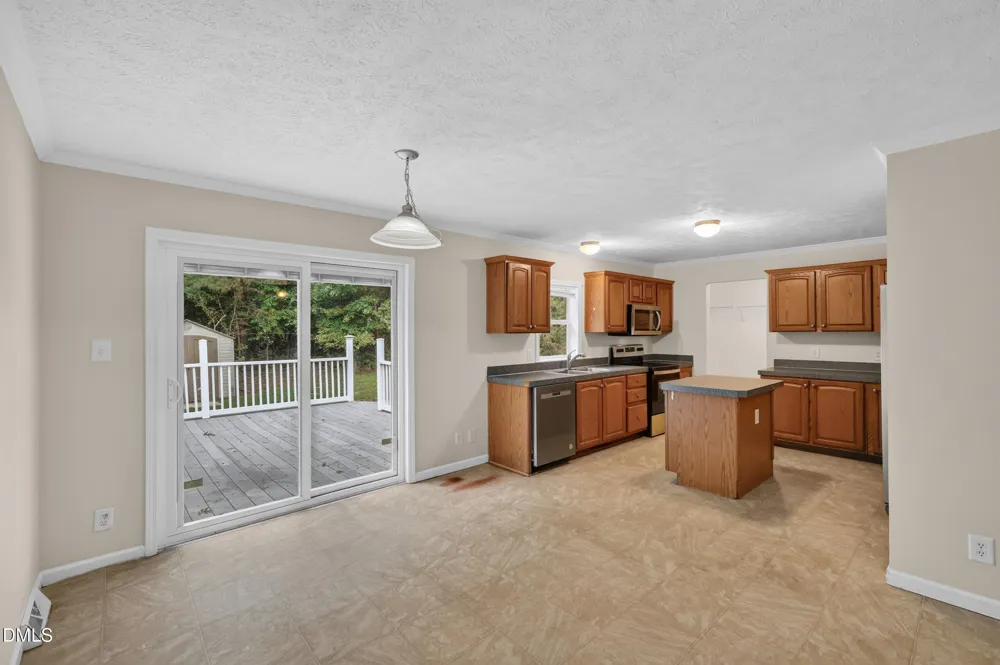 126 Hunter Road Henderson, NC 27537