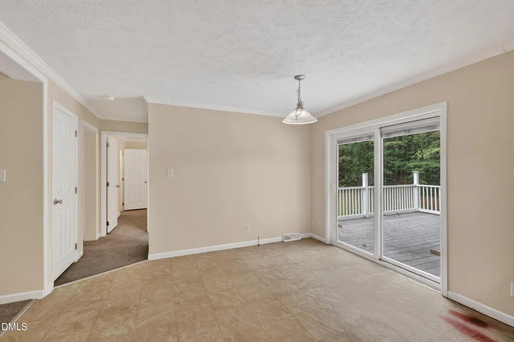 126 Hunter Road Henderson, NC 27537