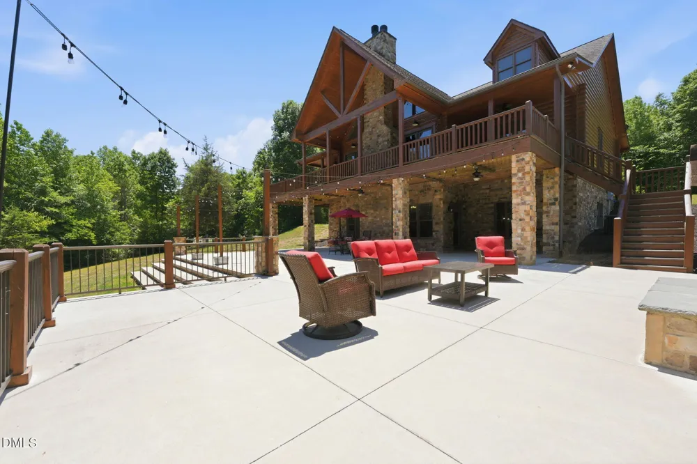 354 Wenasa Trail Yanceyville, NC 27379