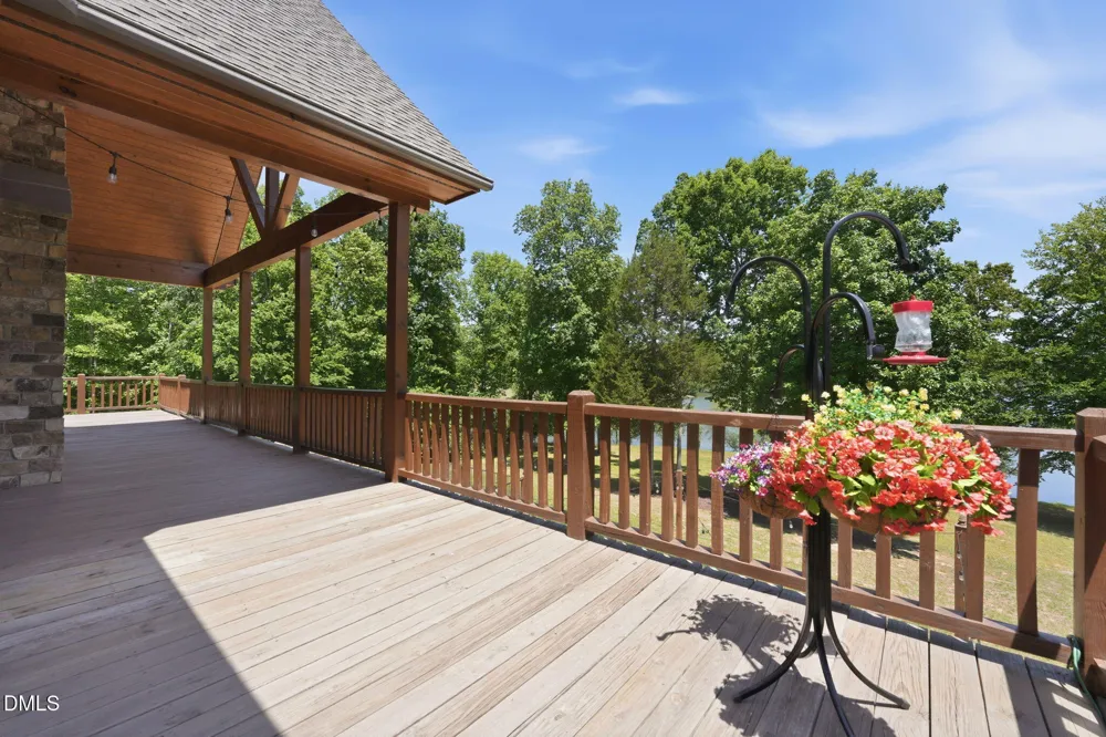 354 Wenasa Trail Yanceyville, NC 27379