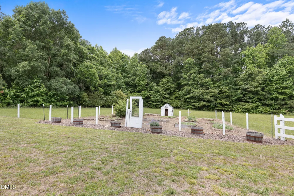 3679 Oak Lawn Farm Road Oxford, NC 27565