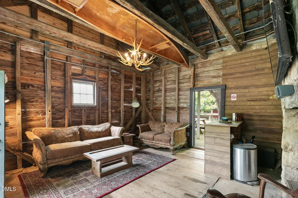 3679 Oak Lawn Farm Road Oxford, NC 27565