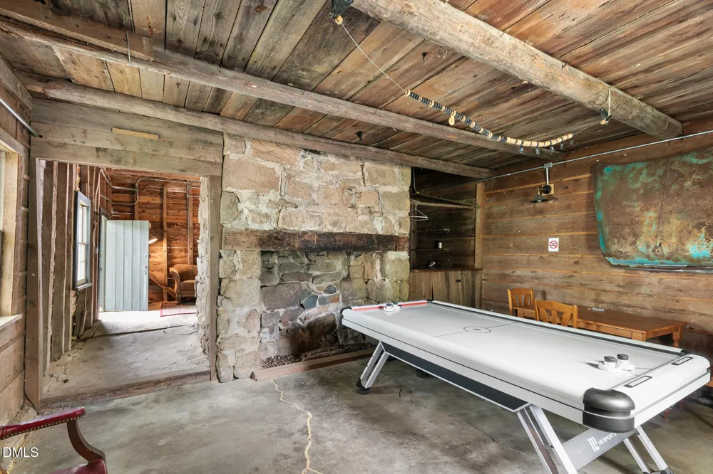 3679 Oak Lawn Farm Road Oxford, NC 27565