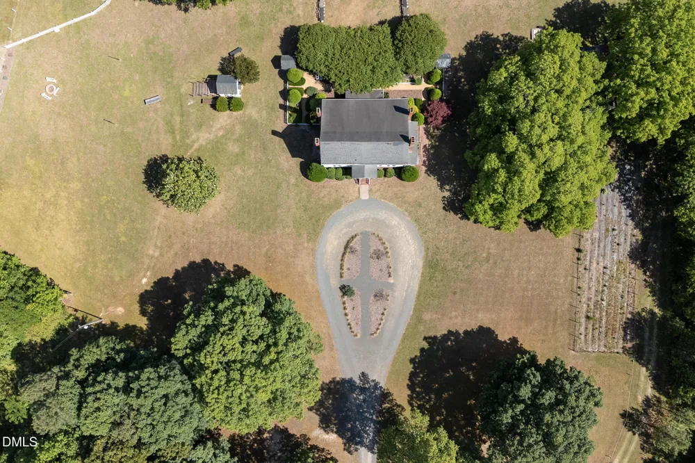 3679 Oak Lawn Farm Road Oxford, NC 27565