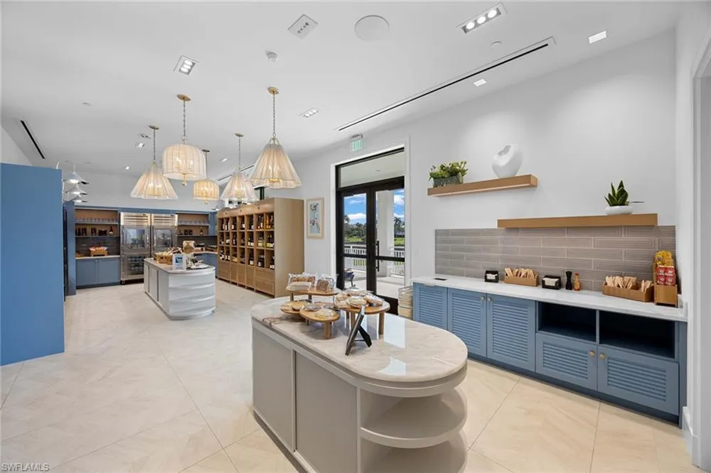 828 Hideaway Circle E #4-434 Marco Island, FL 34145