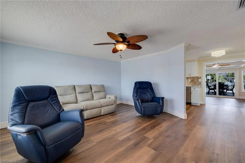 2639 Bridgeview Street Matlacha, FL 33993