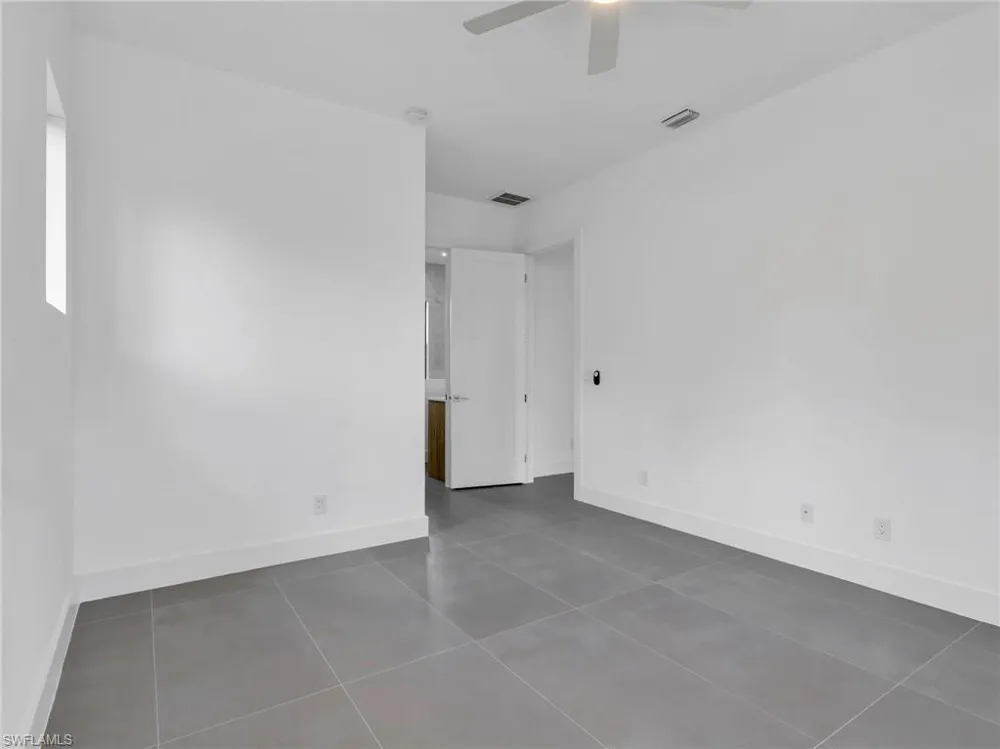 11153 Carnegie Avenue Englewood, FL 34224