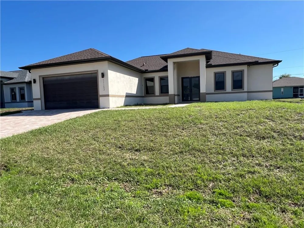 11153 Carnegie Avenue Englewood, FL 34224