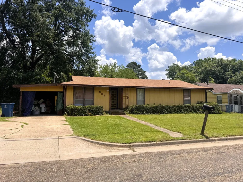 302 O'Tyson Mt Pleasant, TX 75455