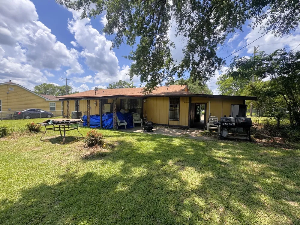 302 O'Tyson Mt Pleasant, TX 75455