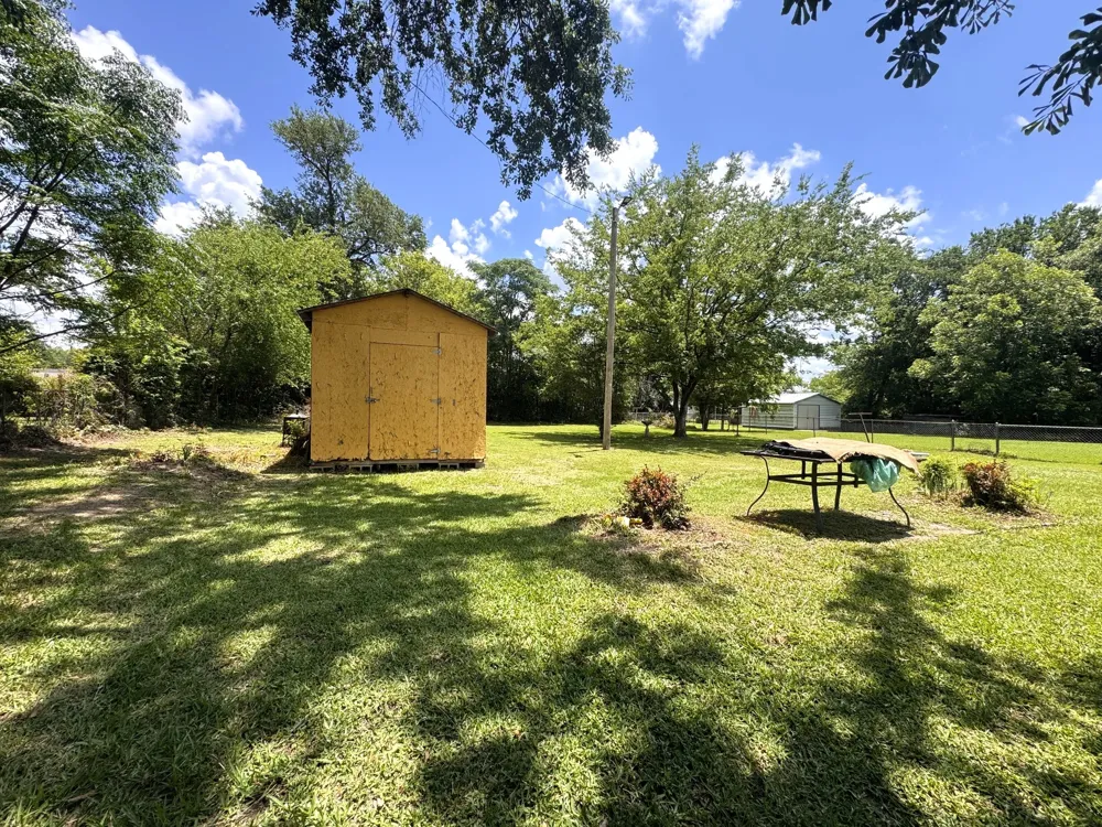 302 O'Tyson Mt Pleasant, TX 75455