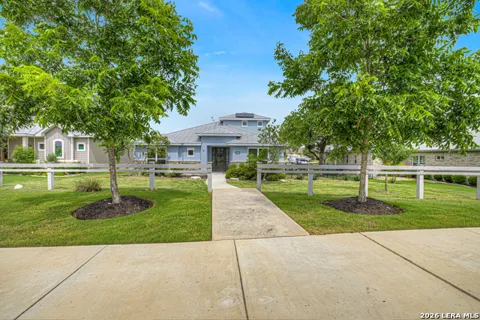 1216 MEYER PKWY