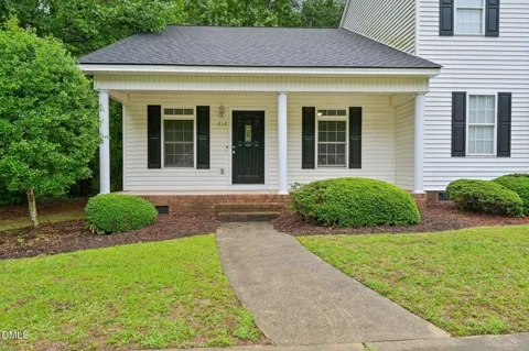 212 Saint James Court