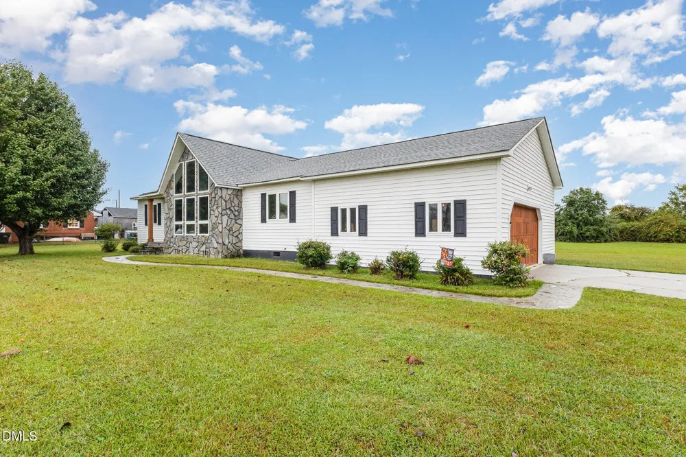 128 Linda Street Princeton, NC 27569