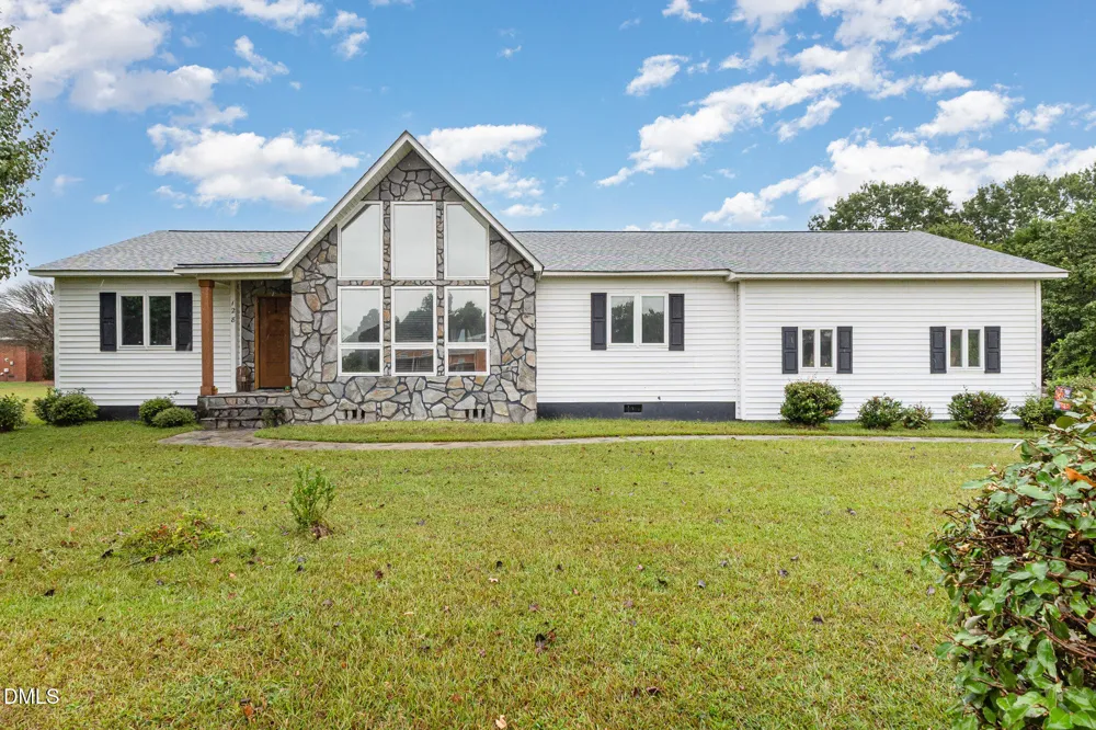 128 Linda Street Princeton, NC 27569