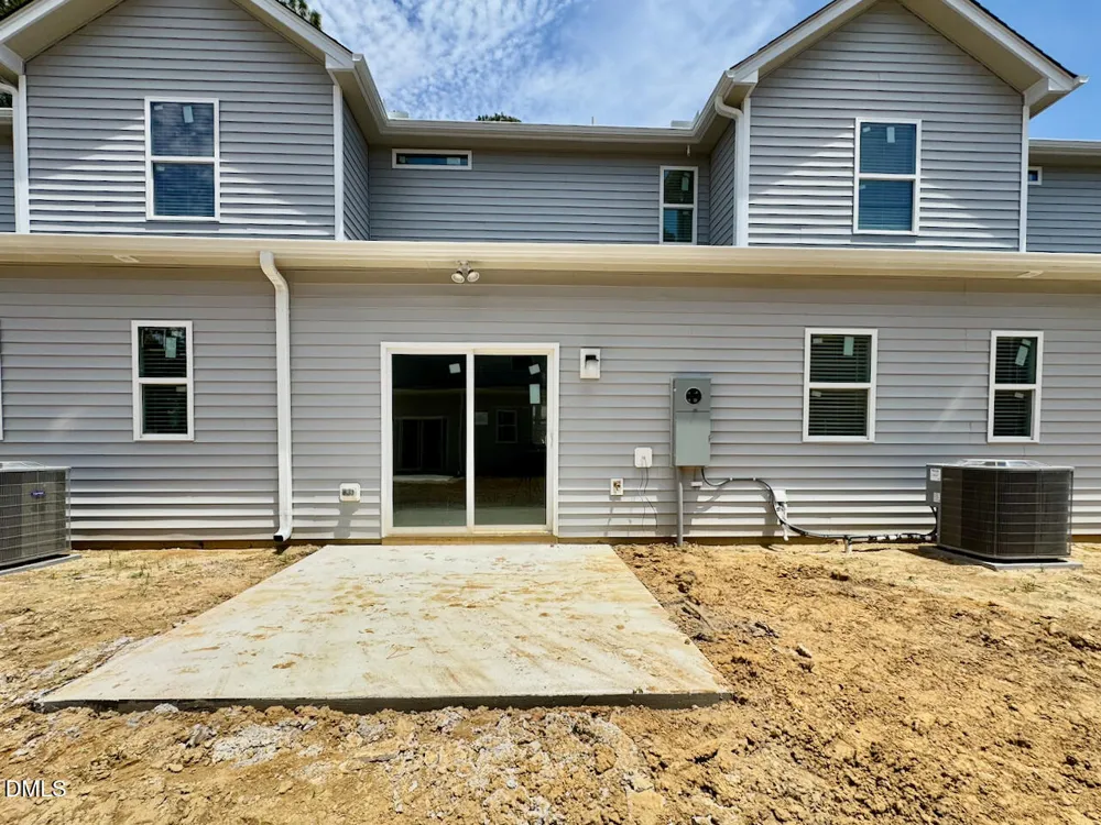 218 George Street #A Four Oaks, NC 27524