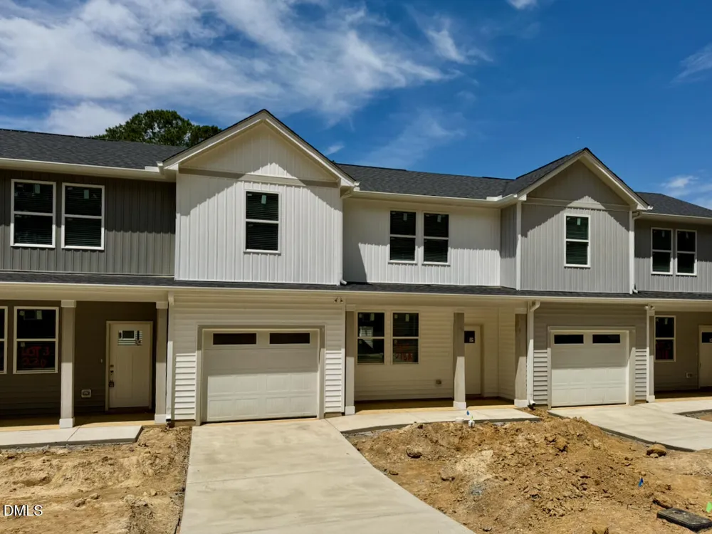 218 George Street #A Four Oaks, NC 27524