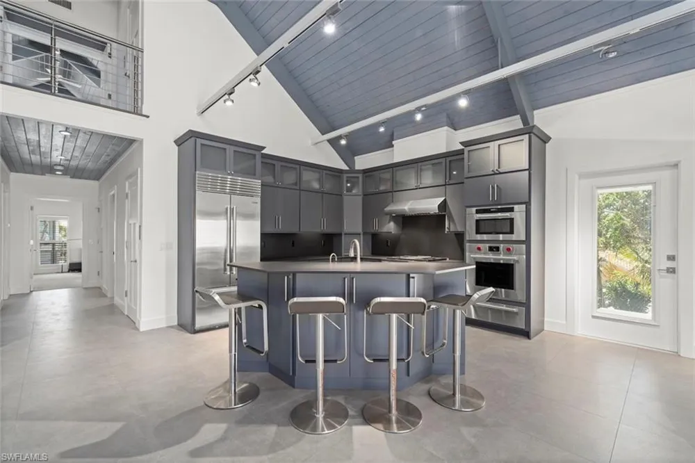 16886 Captiva Drive Captiva, FL 33924