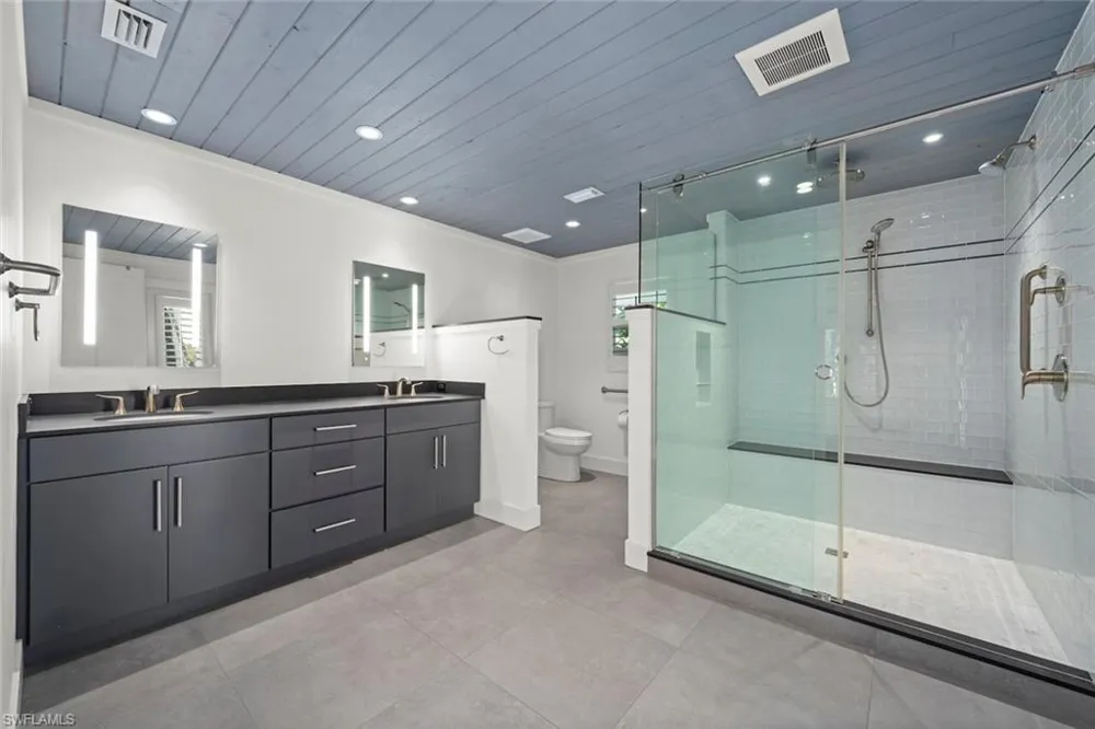 16886 Captiva Drive Captiva, FL 33924