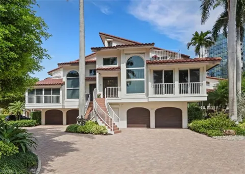 4737 Villa Mare Lane