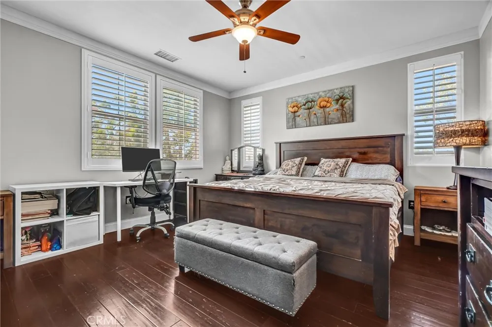 1009 El Paseo Lake Forest, CA 92610