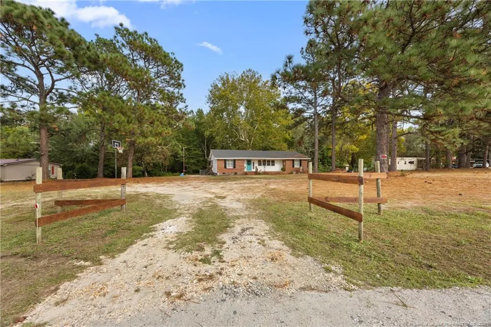 29844 Turnpike Road Wagram, NC 28396