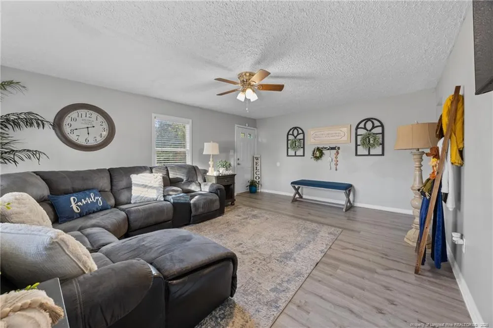 29844 Turnpike Road Wagram, NC 28396