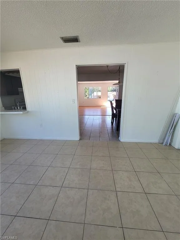 1112 Evanston Street Sebring, FL 33870