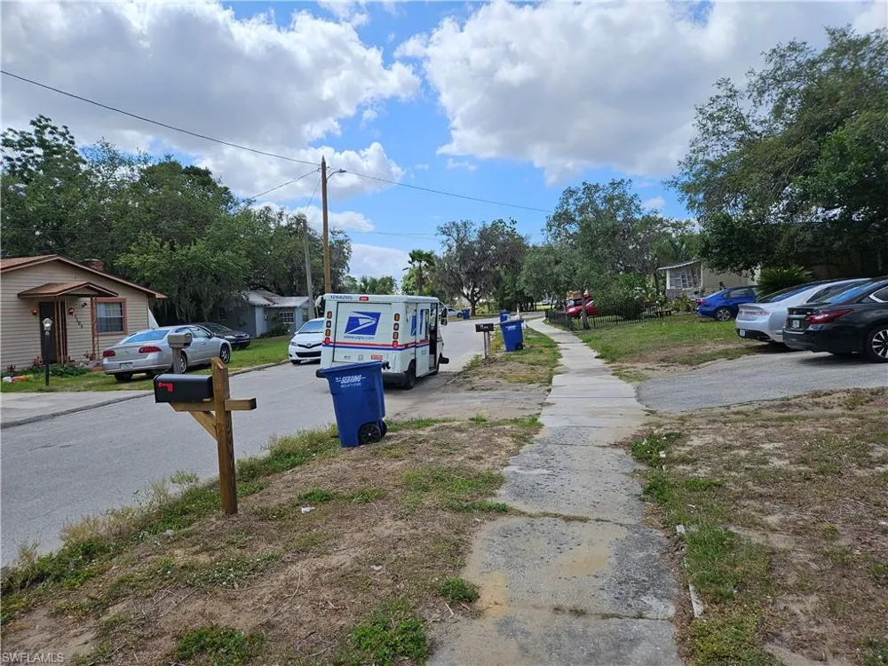 1112 Evanston Street Sebring, FL 33870