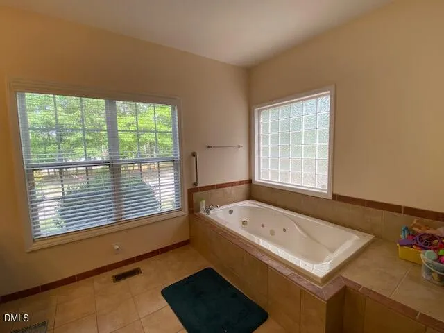 176 S Chaucer Way Kittrell, NC 27544