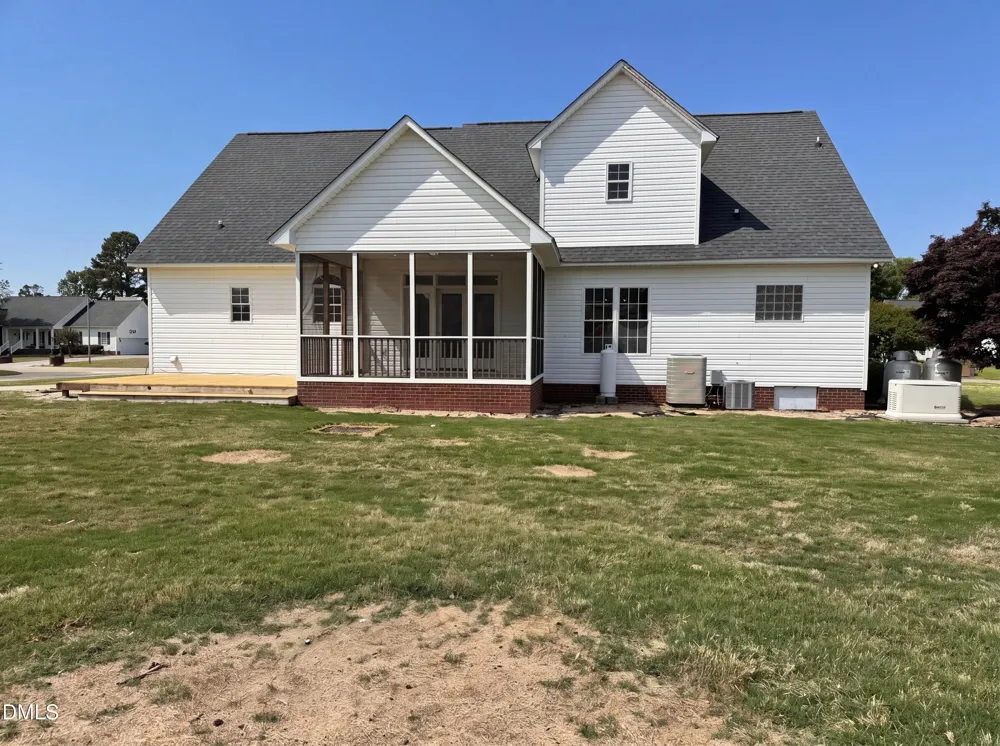 167 Stonehenge Drive Dunn, NC 28334