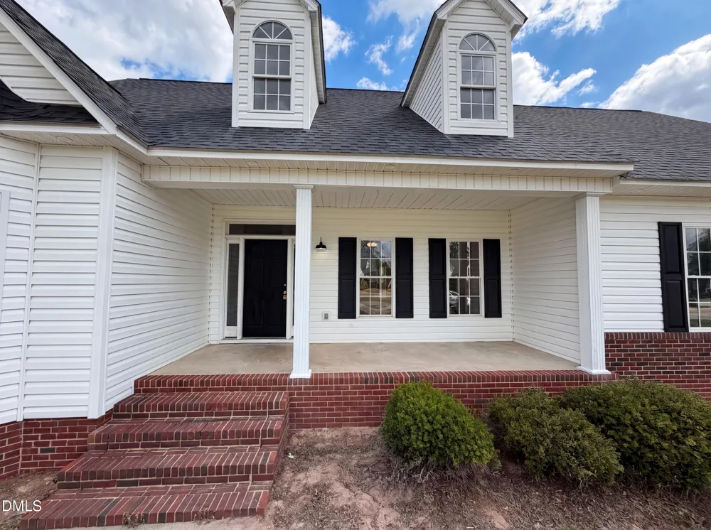 167 Stonehenge Drive Dunn, NC 28334