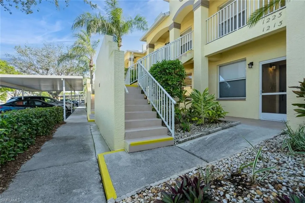 1336 Mainsail Drive #1224 Naples, FL 34114