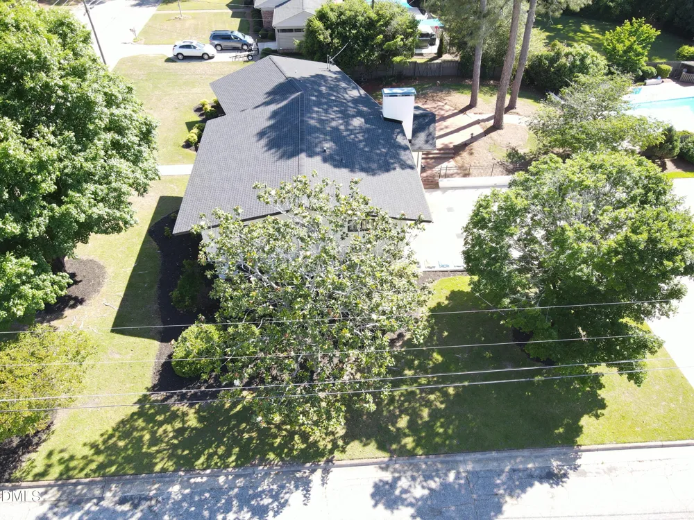 1607 Lakeshore Drive Dunn, NC 28334