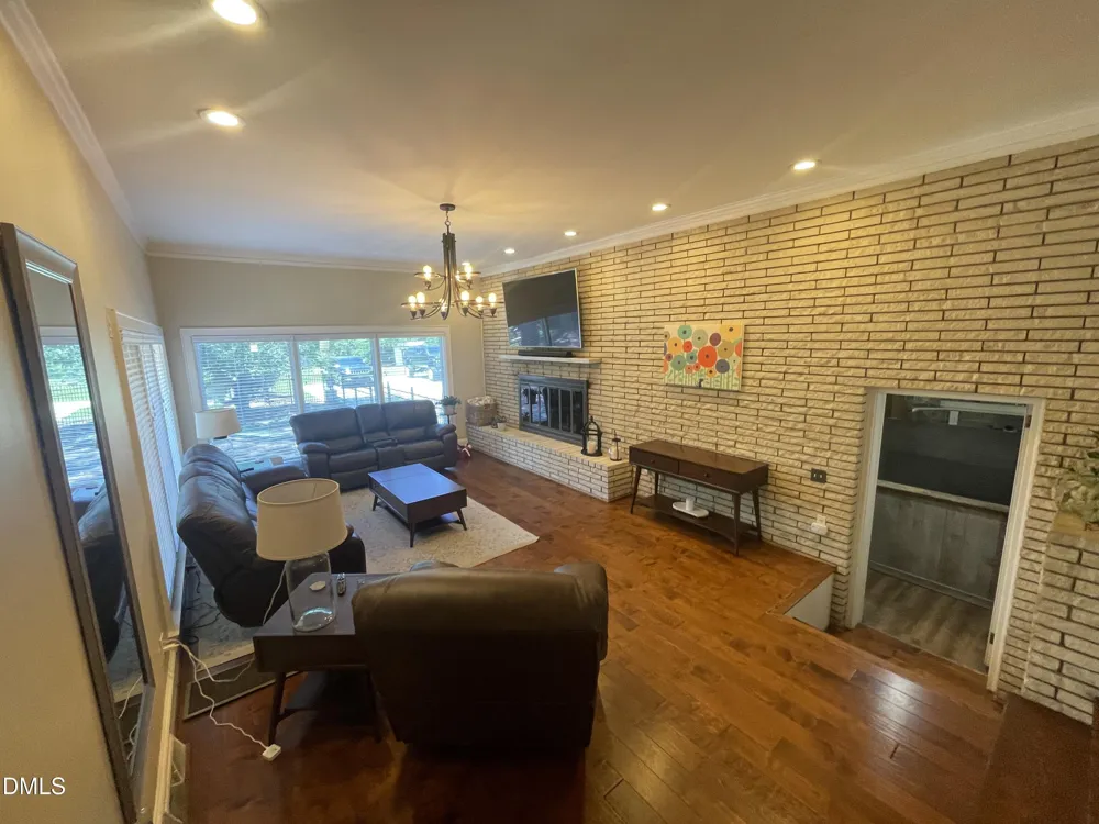 1607 Lakeshore Drive Dunn, NC 28334