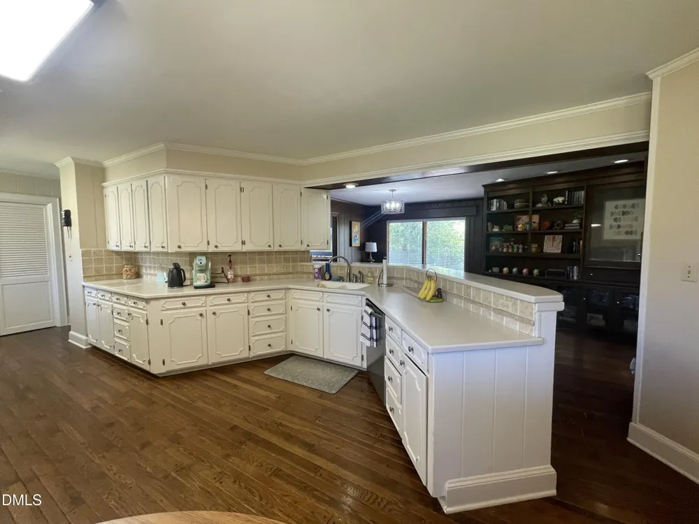 1607 Lakeshore Drive Dunn, NC 28334