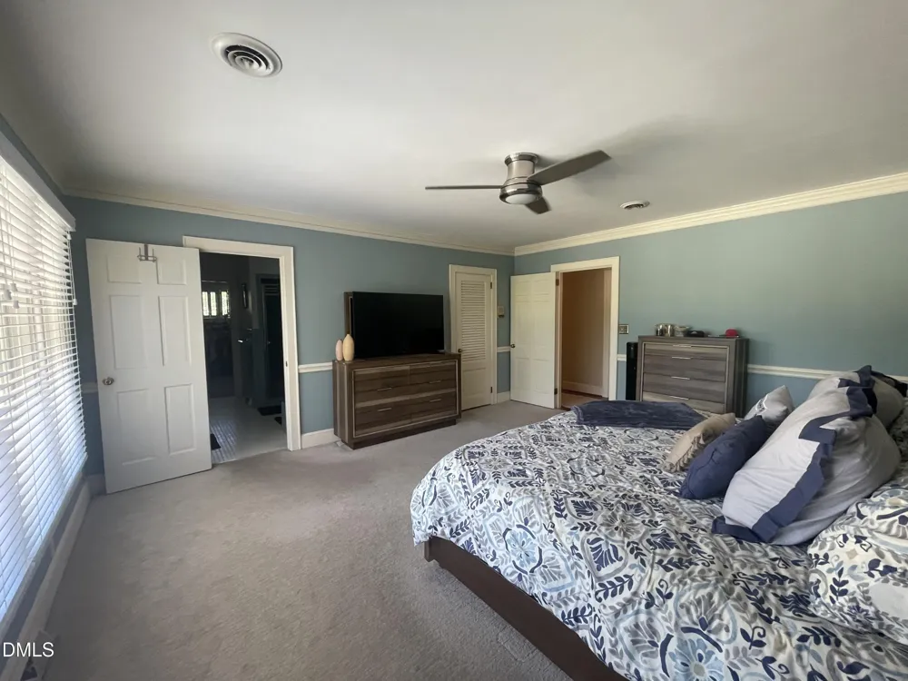 1607 Lakeshore Drive Dunn, NC 28334
