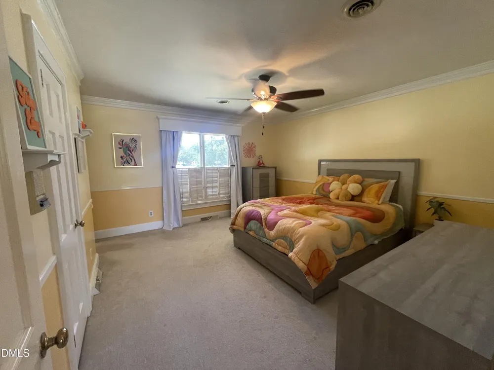 1607 Lakeshore Drive Dunn, NC 28334