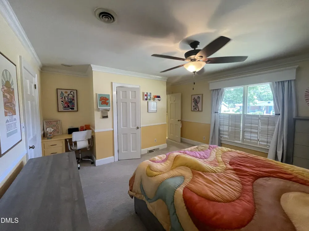 1607 Lakeshore Drive Dunn, NC 28334