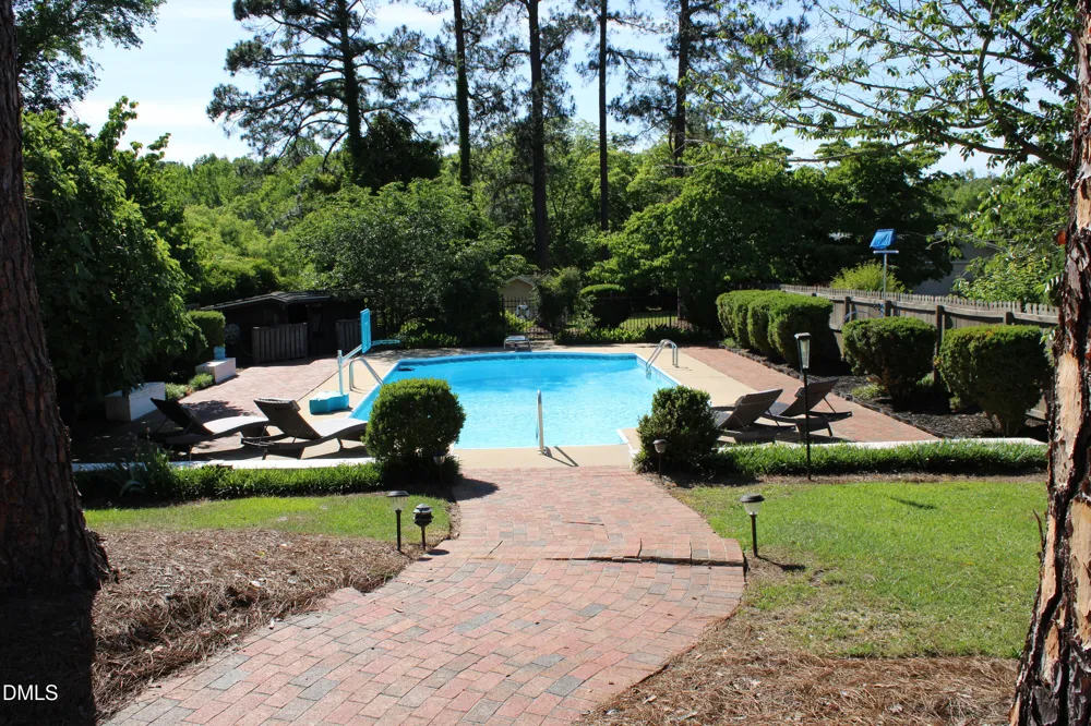 1607 Lakeshore Drive Dunn, NC 28334