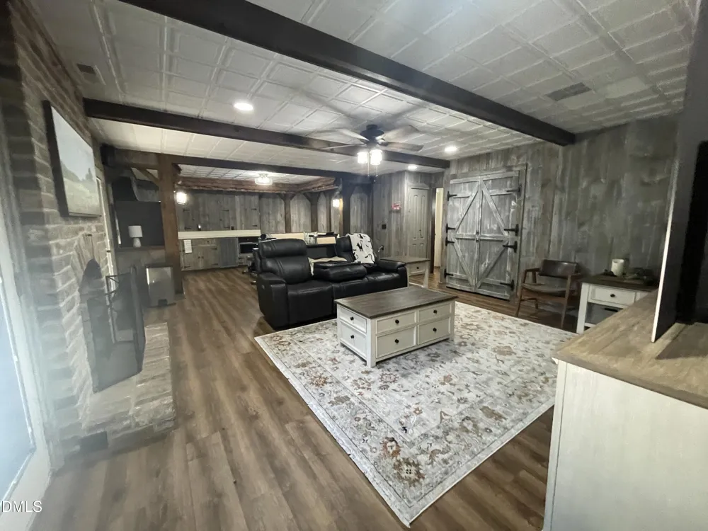 1607 Lakeshore Drive Dunn, NC 28334