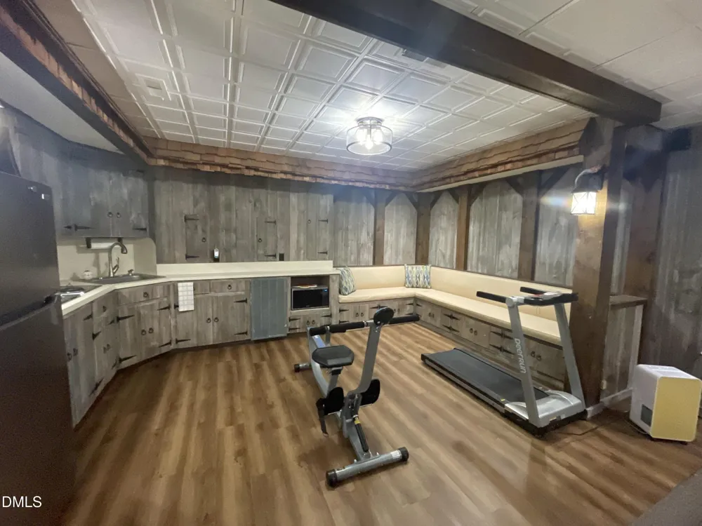 1607 Lakeshore Drive Dunn, NC 28334
